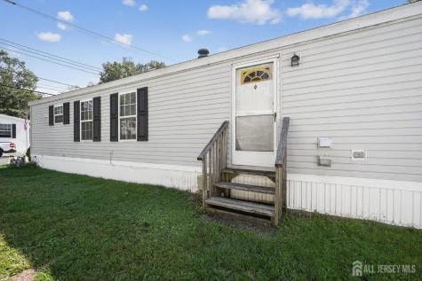 4 South Drive East Windsor NJ 08520