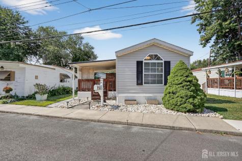 4 South Drive East Windsor NJ 08520