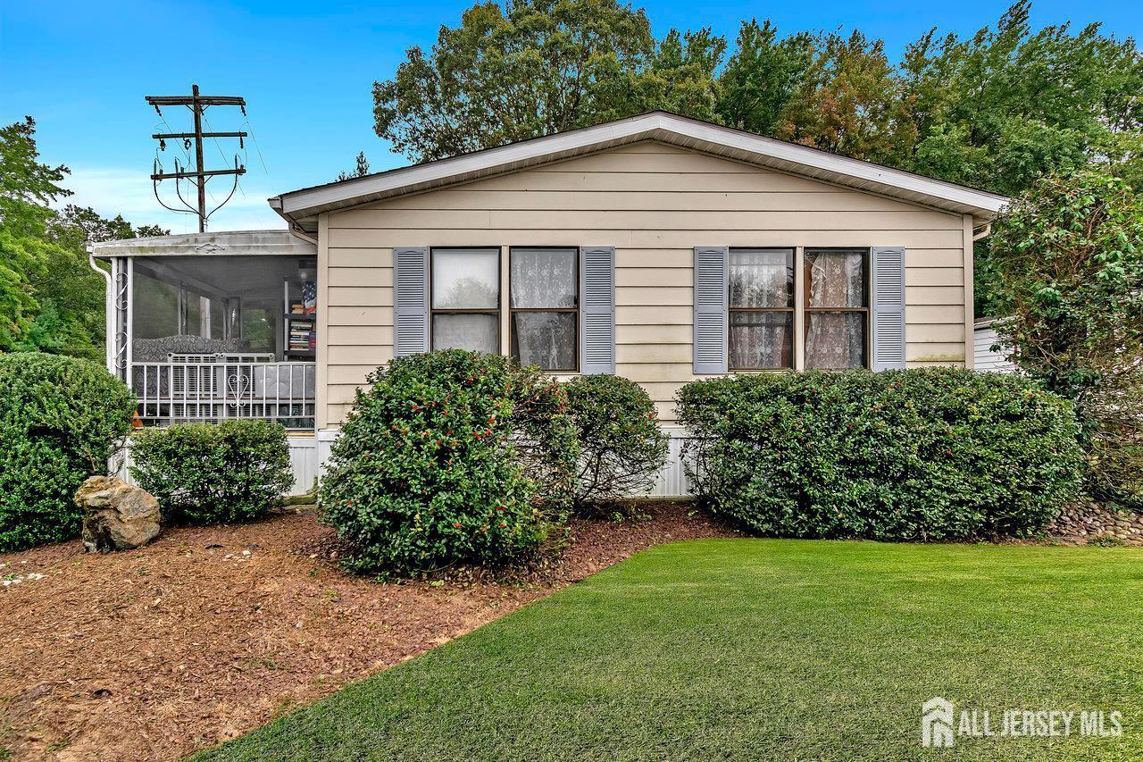 139 Village Drive W Spotswood NJ 08884