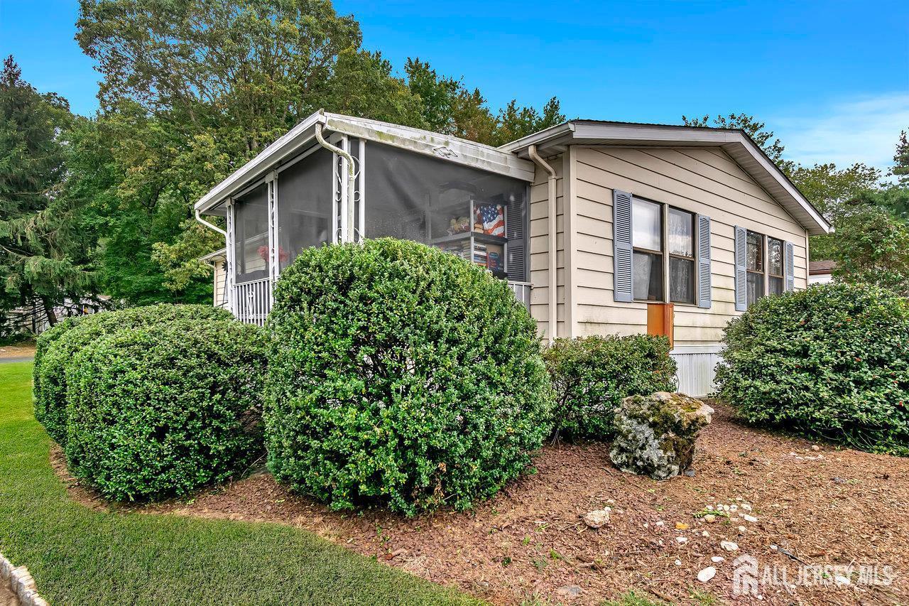 139 Village Drive W Spotswood NJ 08884