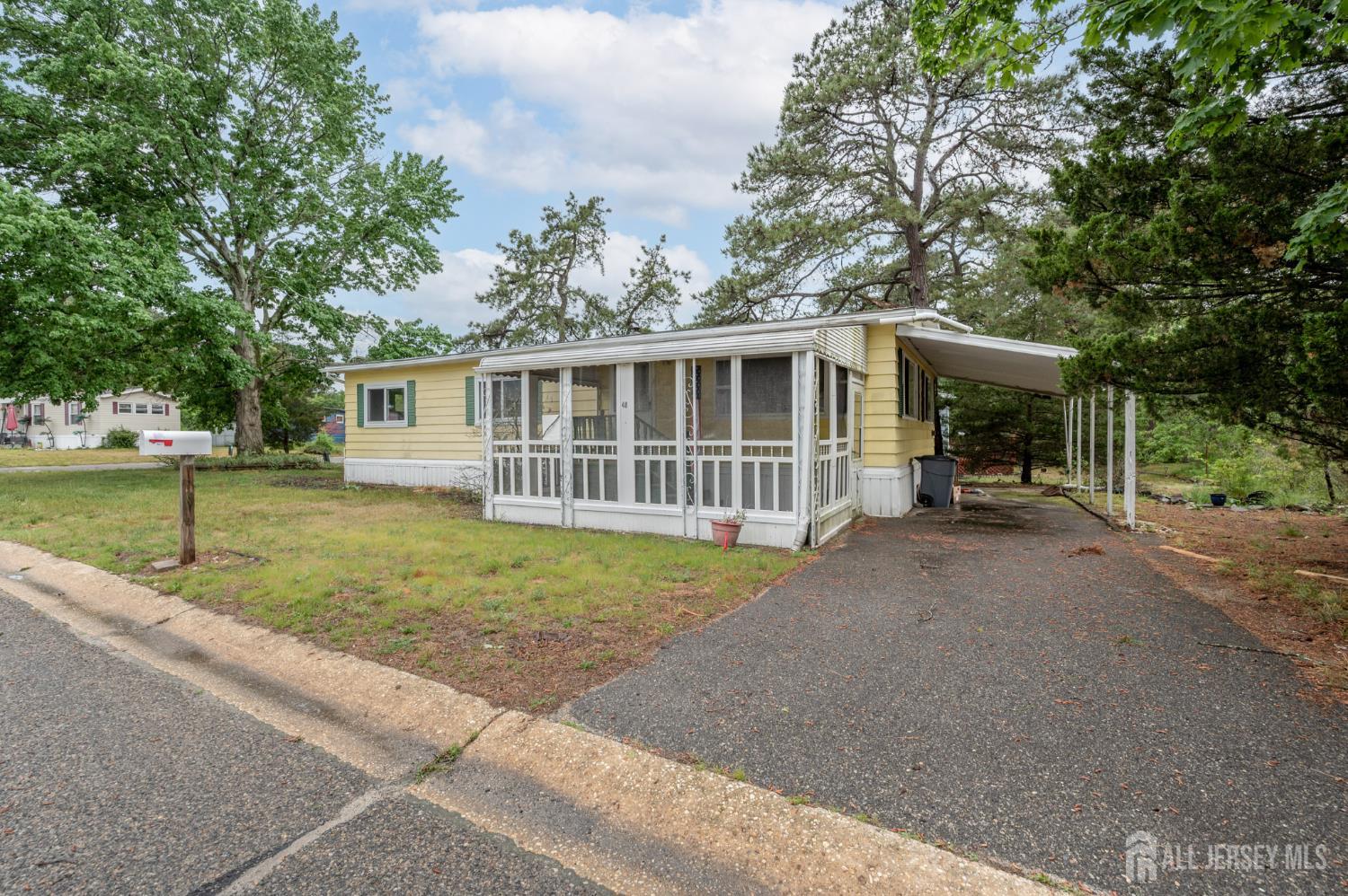 48 Beaver Avenue Whiting NJ 08759
