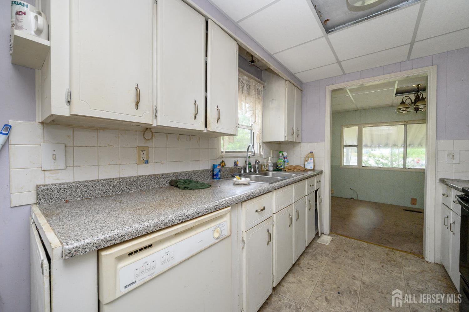 48 Beaver Avenue Whiting NJ 08759