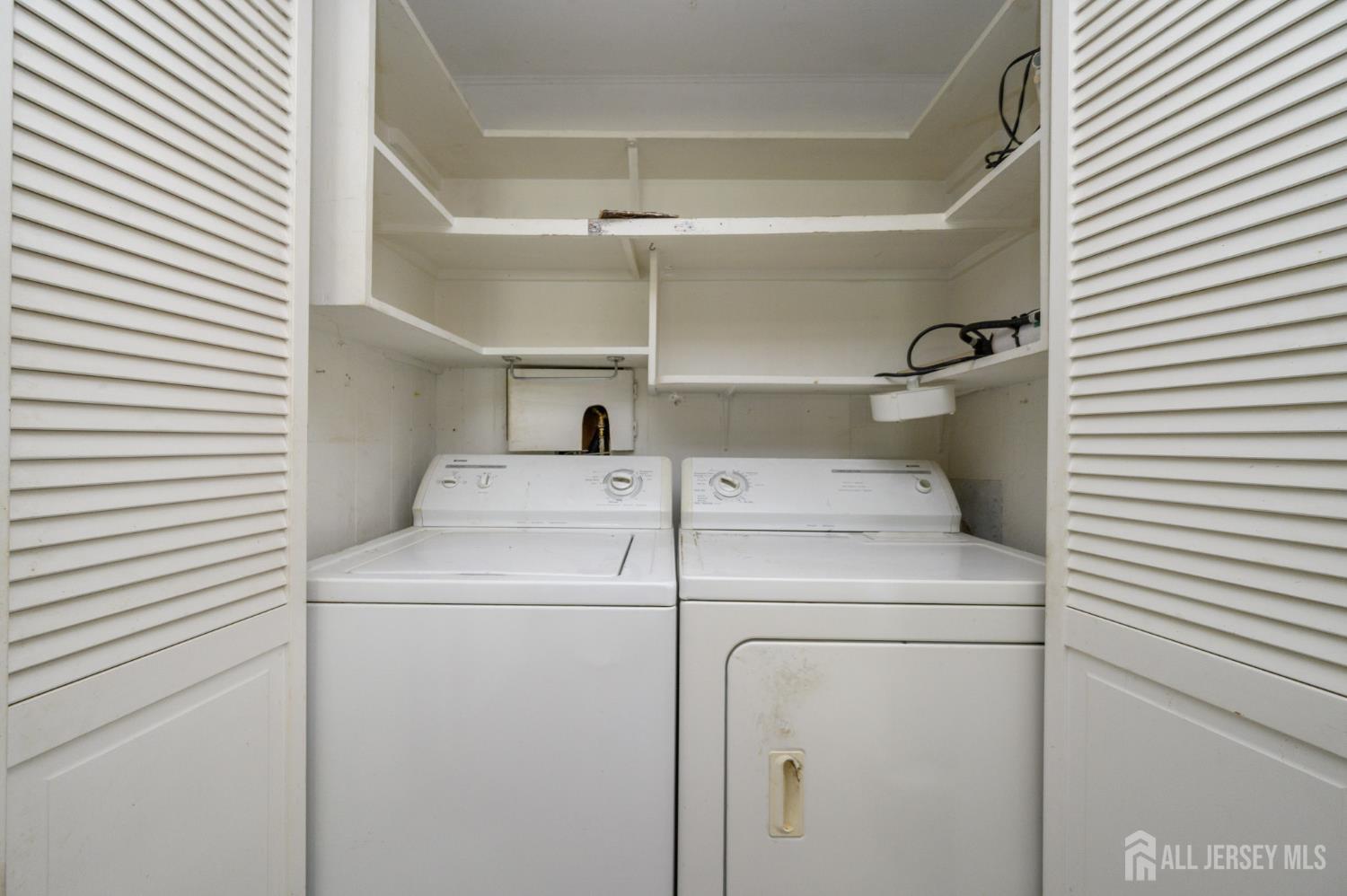 48 Beaver Avenue Whiting NJ 08759