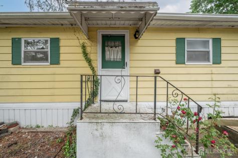 48 Beaver Avenue Whiting NJ 08759
