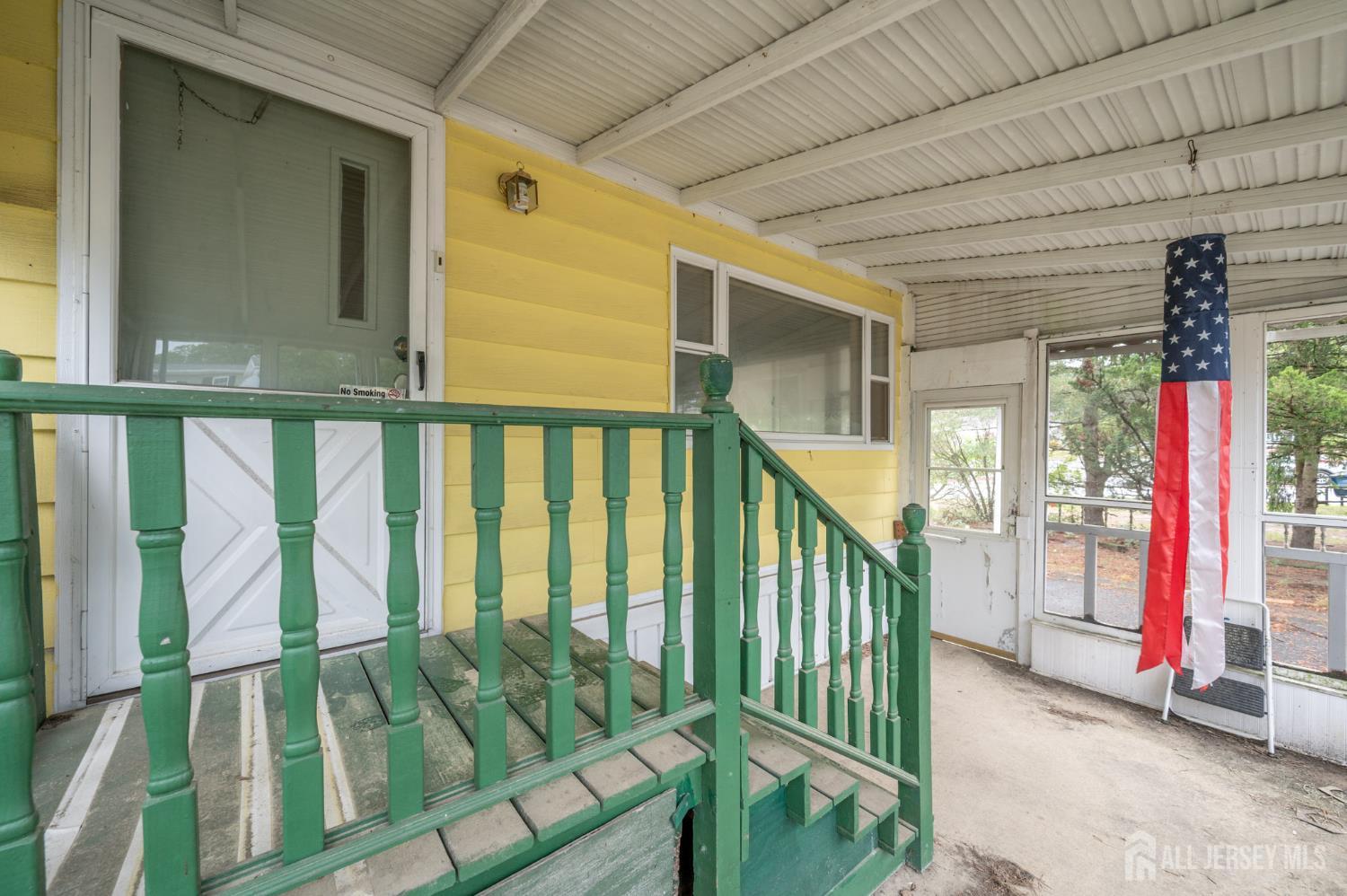 48 Beaver Avenue Whiting NJ 08759