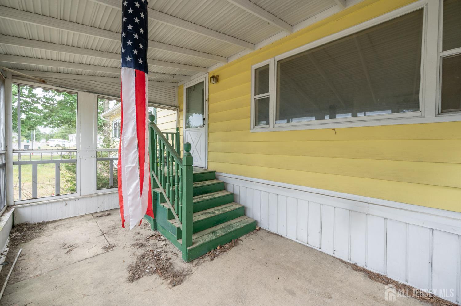 48 Beaver Avenue Whiting NJ 08759