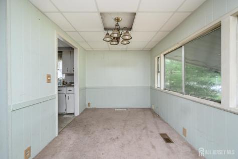 48 Beaver Avenue Whiting NJ 08759