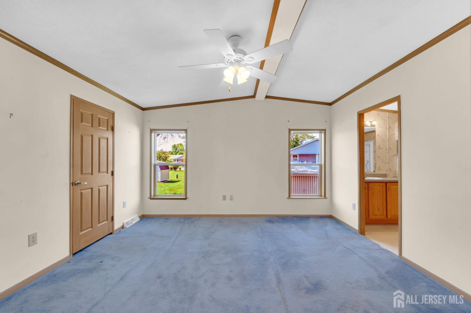 21 Sheryl Court Spotswood NJ 08884