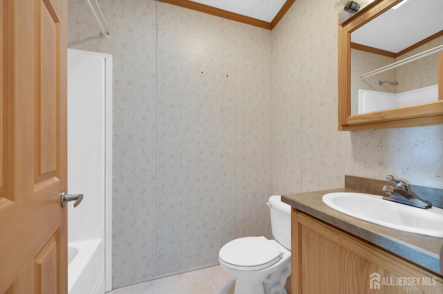 21 Sheryl Court Spotswood NJ 08884