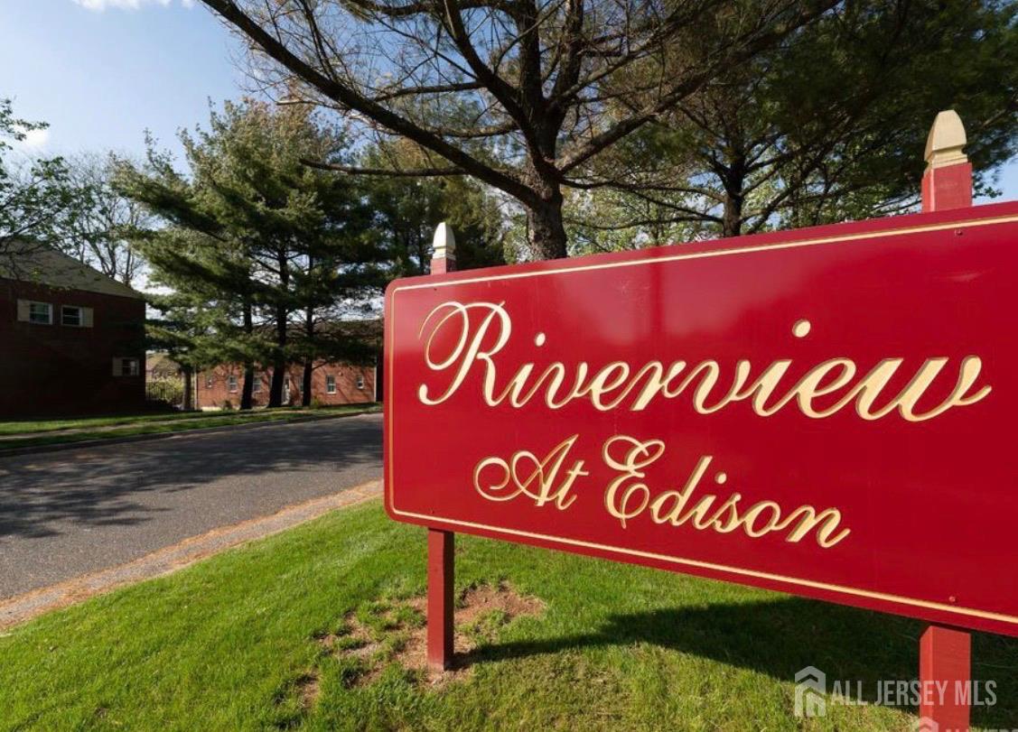 88 Fox Road Edison NJ 08817