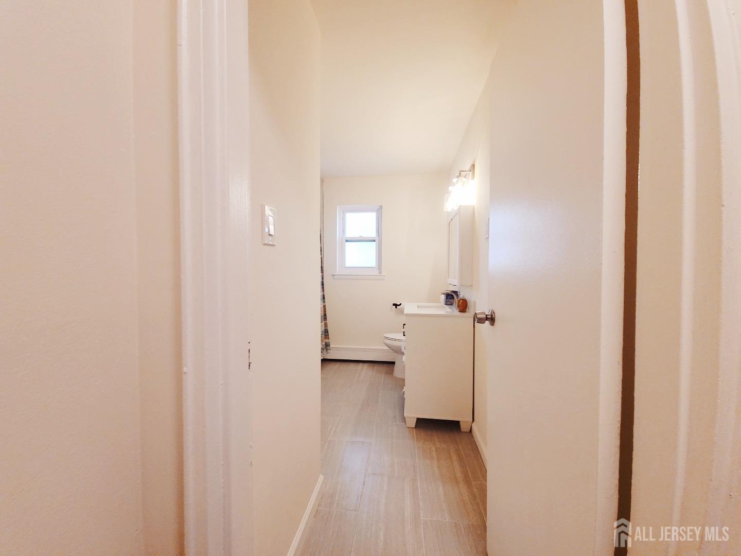 93 Fox Road Edison NJ 08817