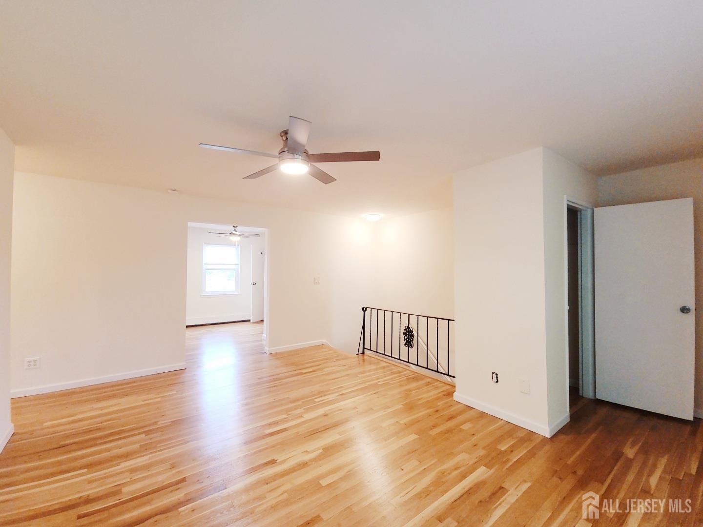 93 Fox Road Edison NJ 08817