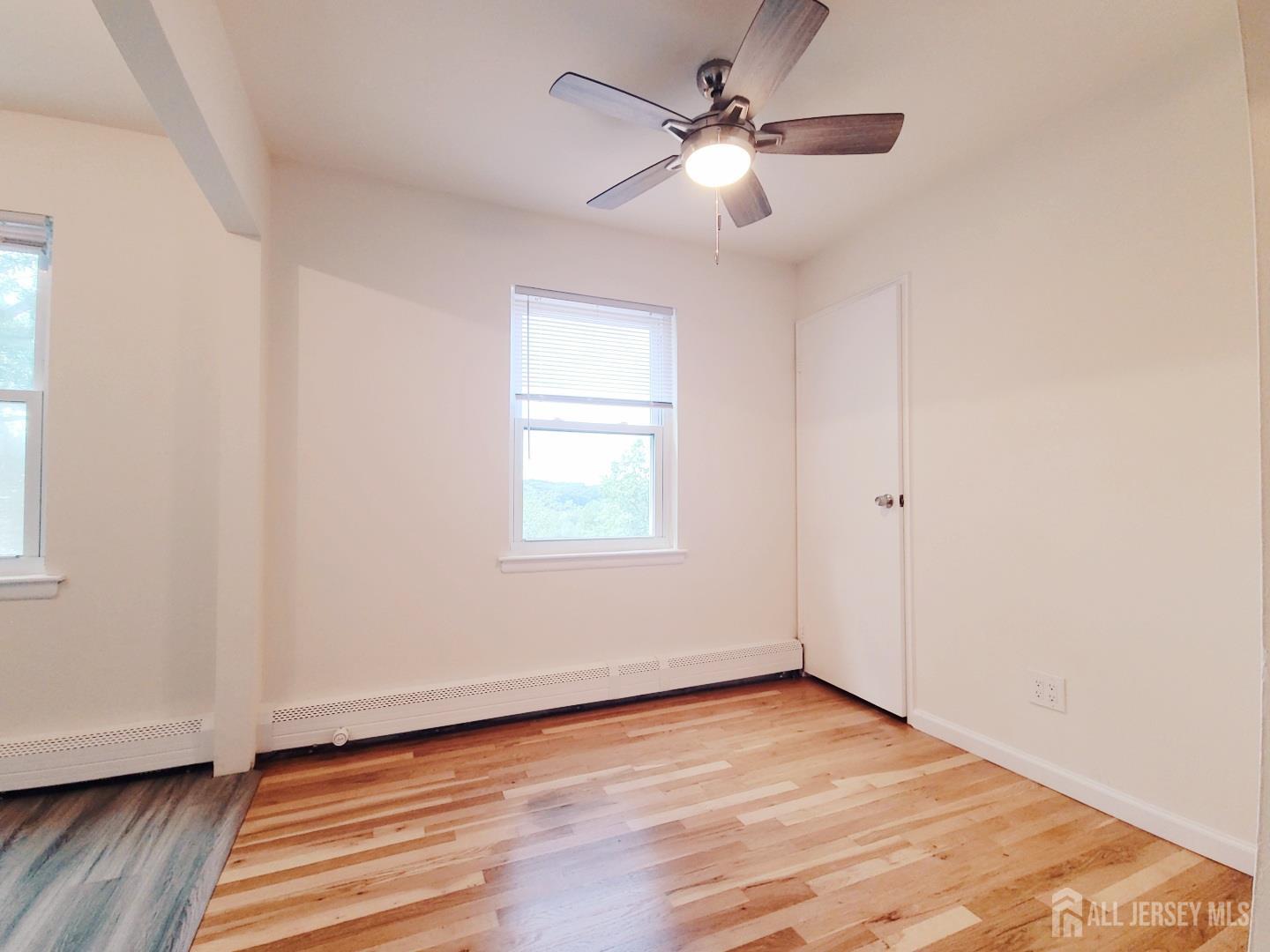 93 Fox Road Edison NJ 08817