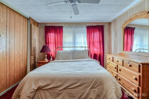 4 Byron Road North Brunswick NJ 08902