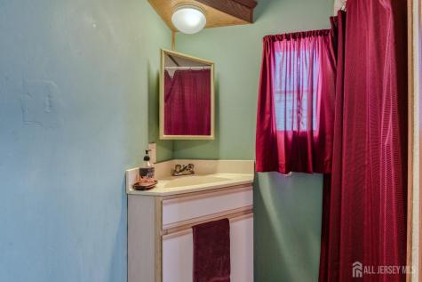 4 Byron Road North Brunswick NJ 08902
