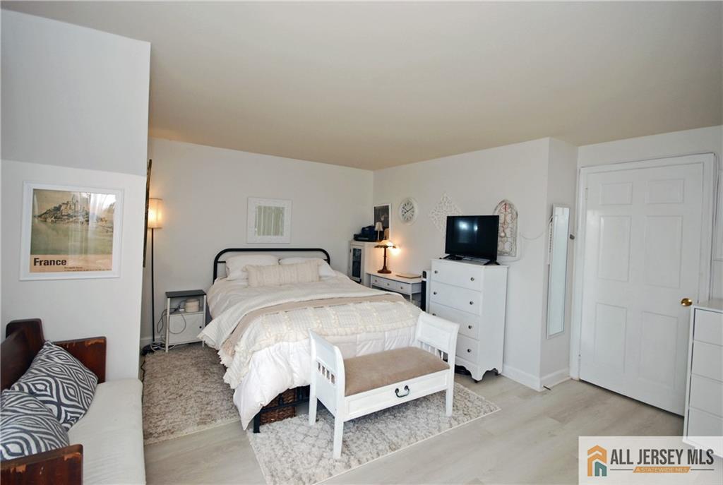68 Gloucester Way Monroe NJ 08831