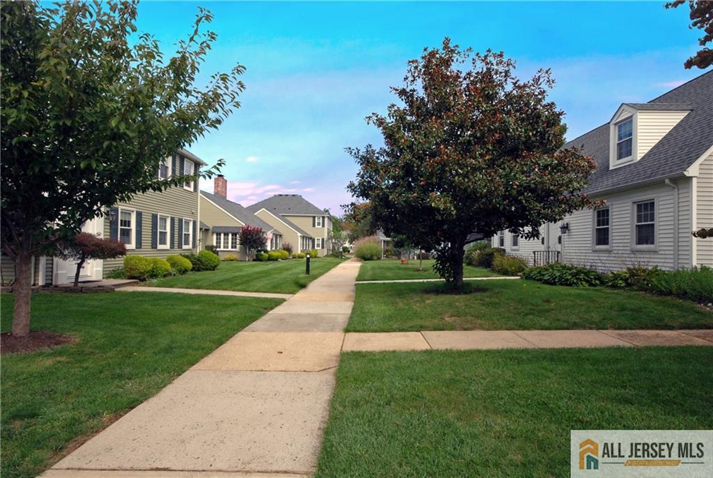 68 Gloucester Way Monroe NJ 08831