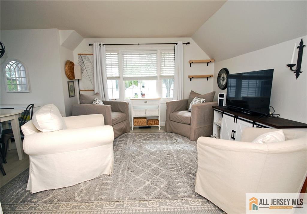 68 Gloucester Way Monroe NJ 08831