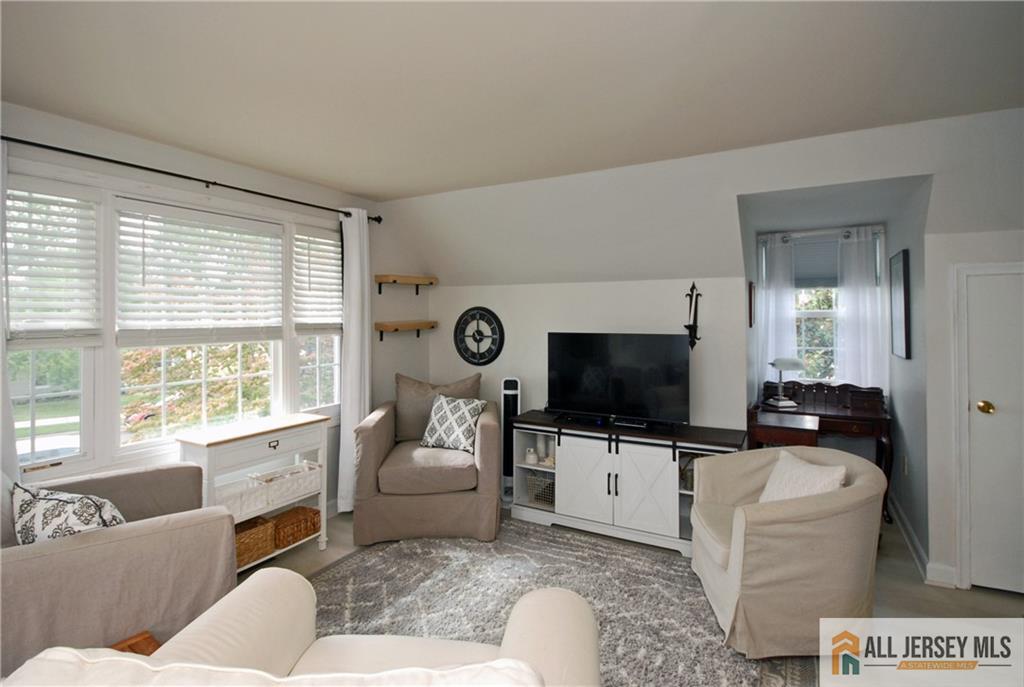 68 Gloucester Way Monroe NJ 08831