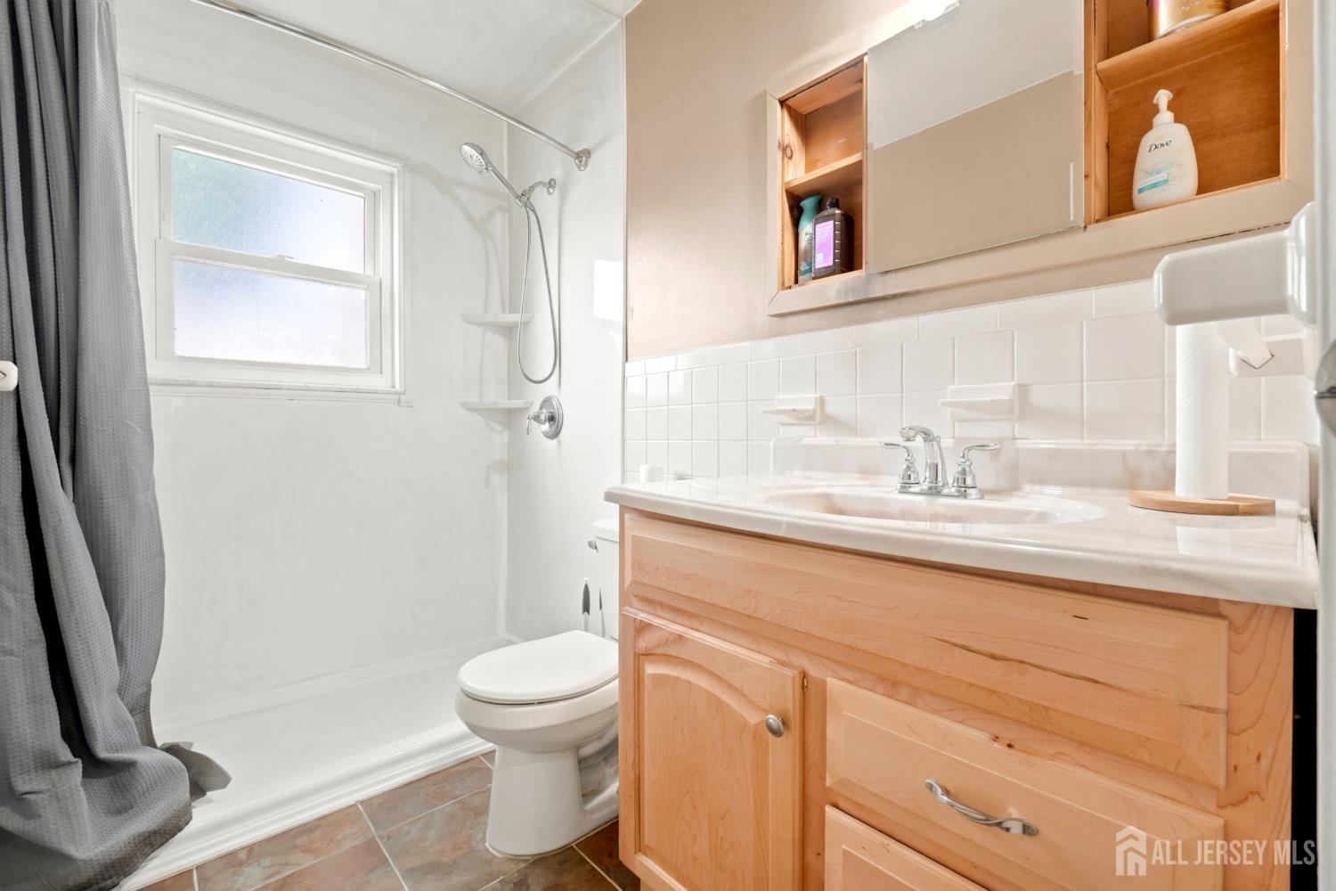 44 Judson Street Edison NJ 08837