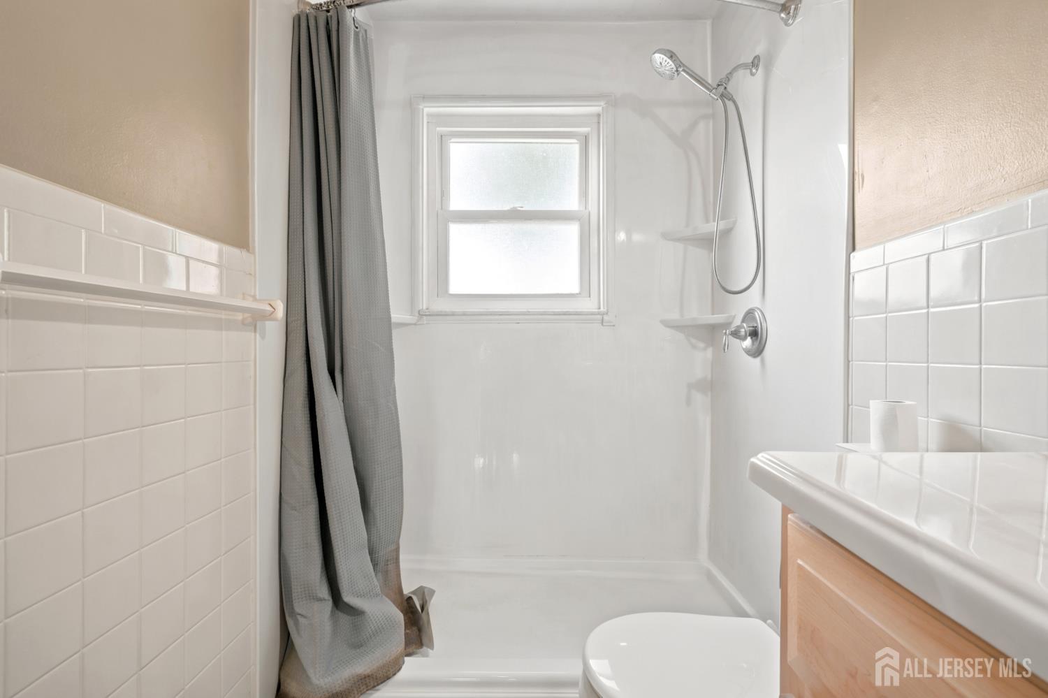 44 Judson Street Edison NJ 08837