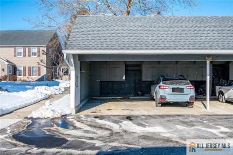 38 Concord Lane Monroe NJ 08831