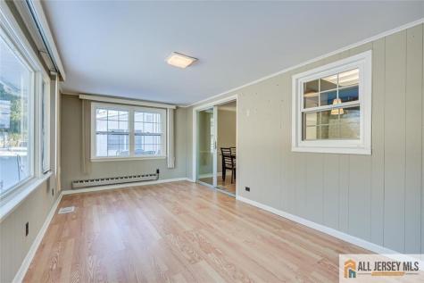 38 Concord Lane Monroe NJ 08831