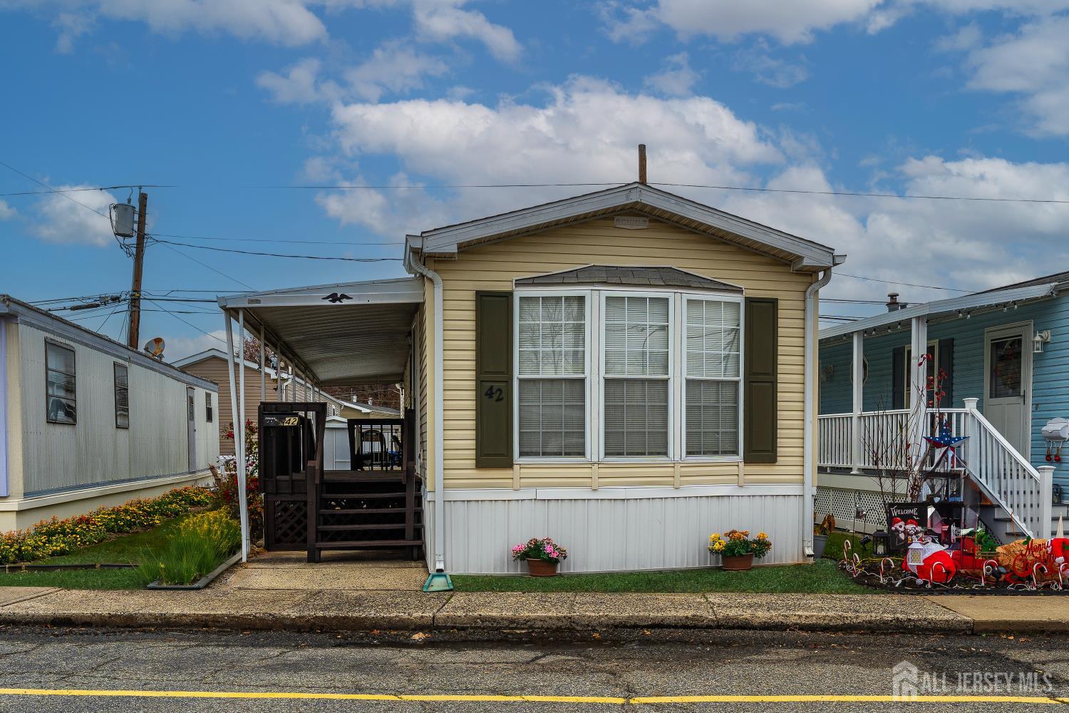 42 Helen Avenue Avenel NJ 07001