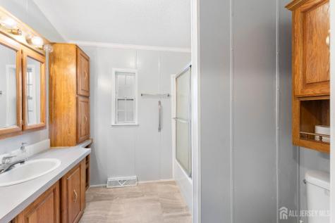 42 Helen Avenue Avenel NJ 07001
