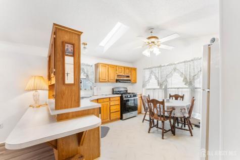 42 Helen Avenue Avenel NJ 07001