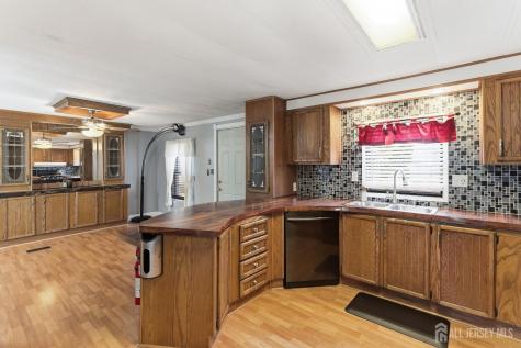 8 Longfellow Road North Brunswick NJ 08902