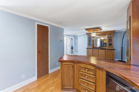 8 Longfellow Road North Brunswick NJ 08902
