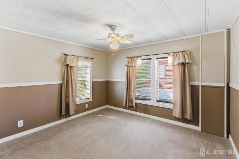 8 Longfellow Road North Brunswick NJ 08902