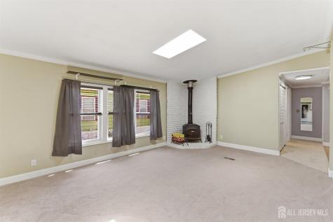 8 Longfellow Road North Brunswick NJ 08902