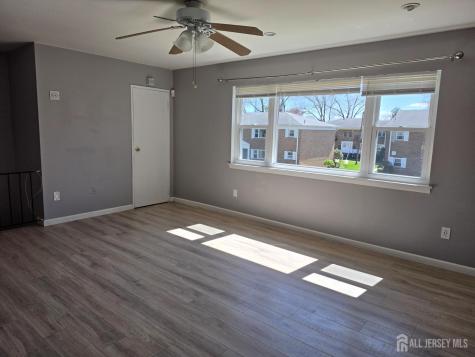192 Evergreen Road Edison NJ 08837