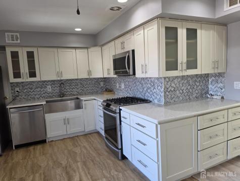 192 Evergreen Road Edison NJ 08837