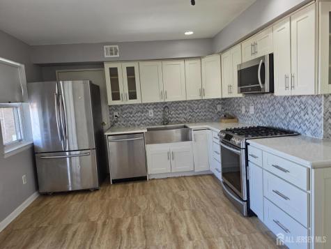 192 Evergreen Road Edison NJ 08837