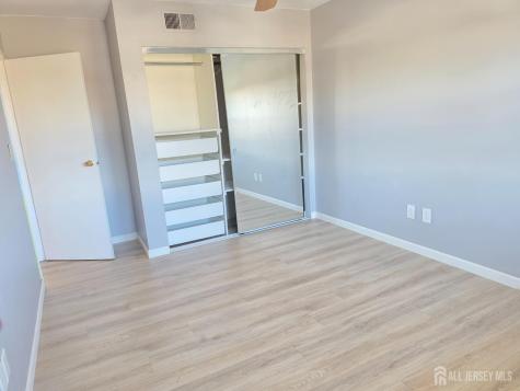 192 Evergreen Road Edison NJ 08837