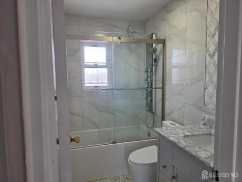 192 Evergreen Road Edison NJ 08837