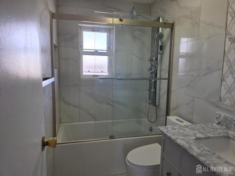 192 Evergreen Road Edison NJ 08837