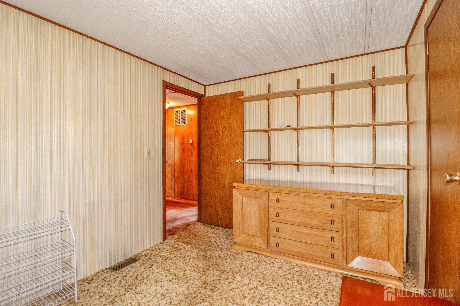 334 Pond Court Spotswood NJ 08884