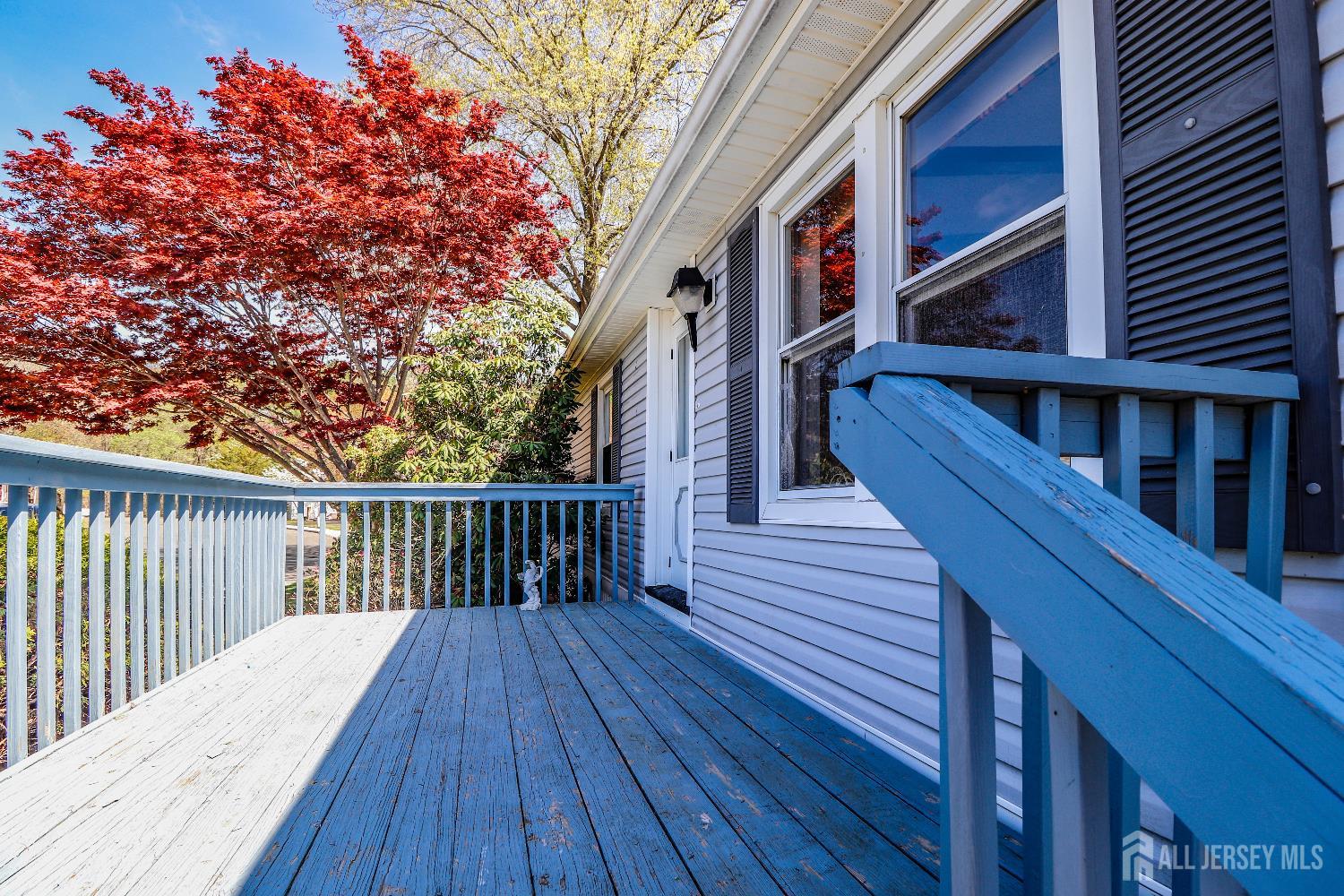 334 Pond Court Spotswood NJ 08884