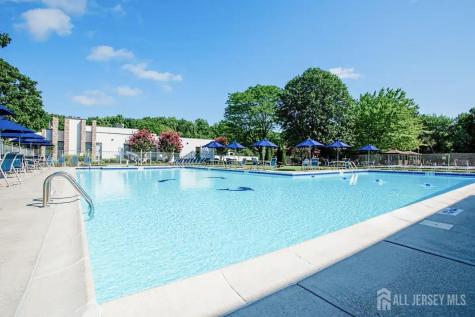 334 Pond Court Spotswood NJ 08884