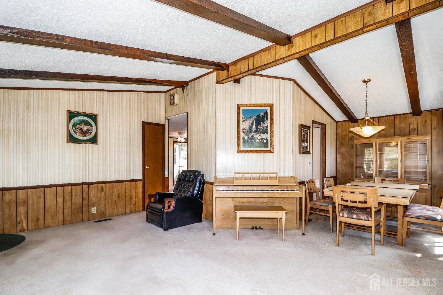 334 Pond Court Spotswood NJ 08884