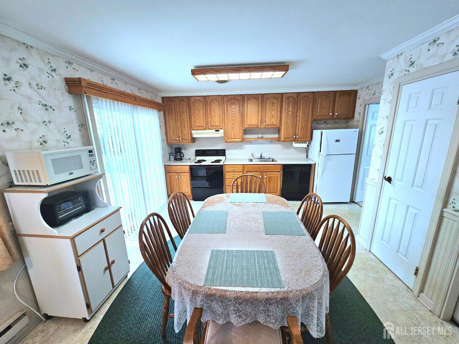 6 Ohio Drive Whiting NJ 08759