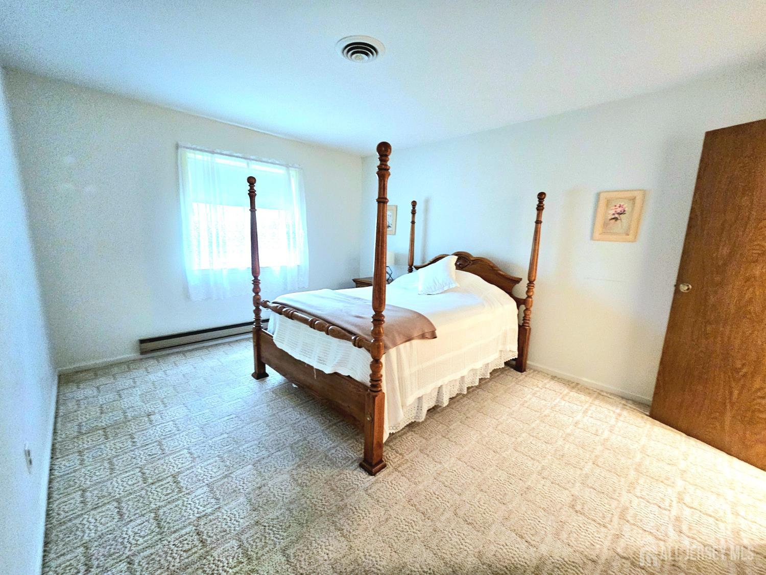 6 Ohio Drive Whiting NJ 08759