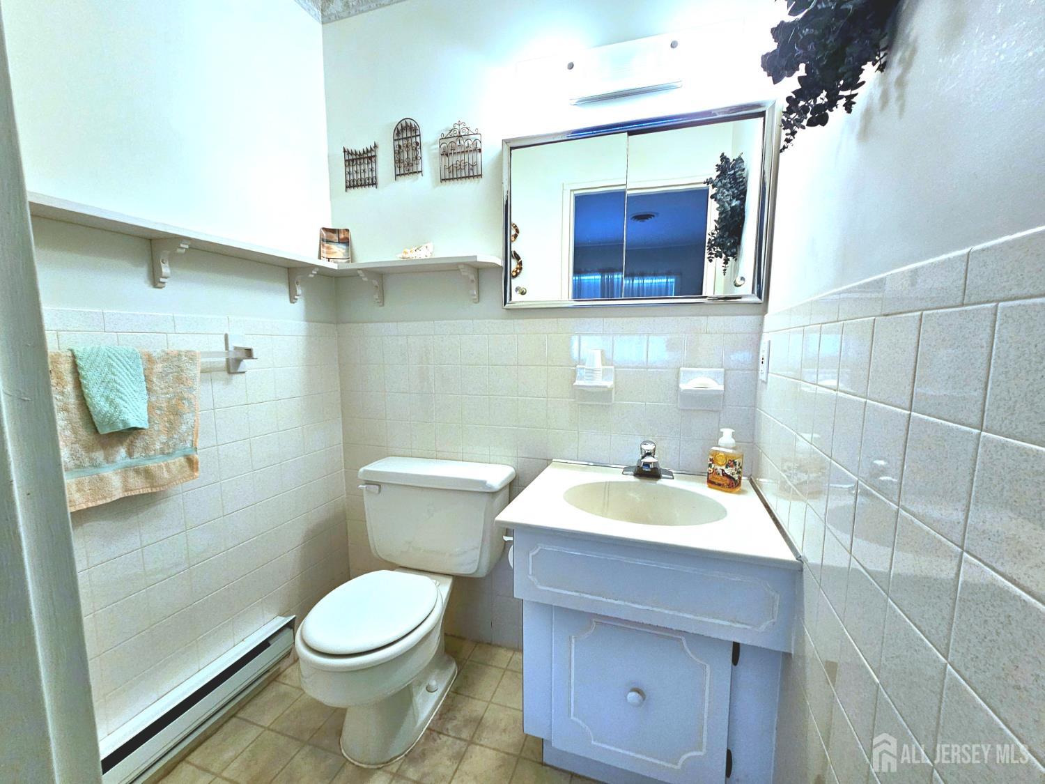 6 Ohio Drive Whiting NJ 08759