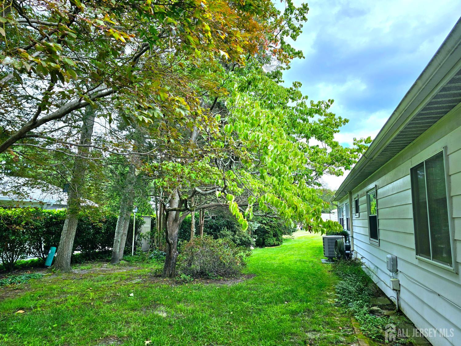 6 Ohio Drive Whiting NJ 08759