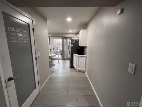 199-199 Evergreen Road Middlesex NJ 08837