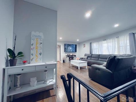 199-199 Evergreen Road Middlesex NJ 08837